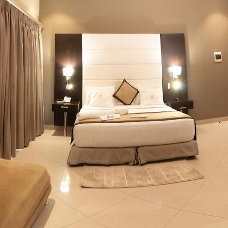 Seasons Hotel And Spa نامبولا المظهر الخارجي الصورة