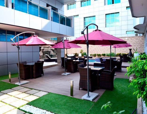 Seasons Hotel And Spa نامبولا المظهر الخارجي الصورة