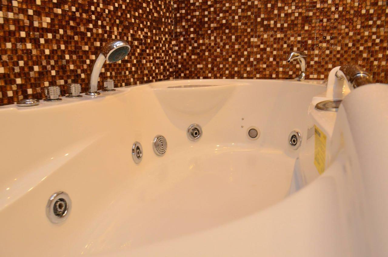 Seasons Hotel And Spa نامبولا المظهر الخارجي الصورة